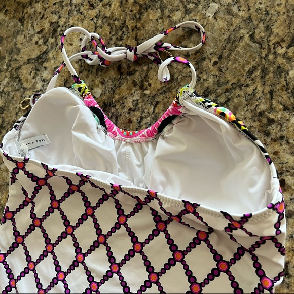 NWOT TRINA TURK Nuevo Sol Sz 4 Tankini Top White Pink Sunburst Mandala Tie Neck - Picture 8 of 12